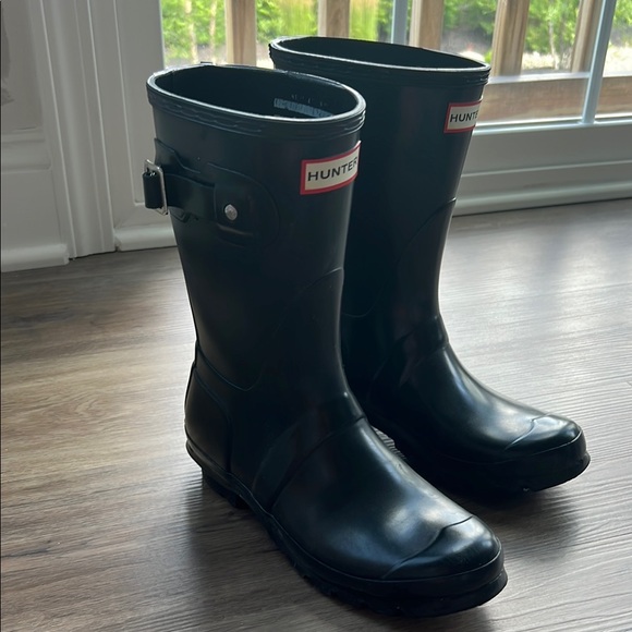 Hunter Women's Original Short Gloss Rain Boots - Picture 2 of 8